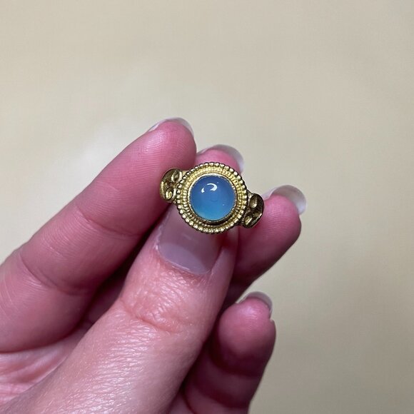 Handcrafted Vintage Blue Chalcedony Ring - Size 5.5 - Picture 2 of 8